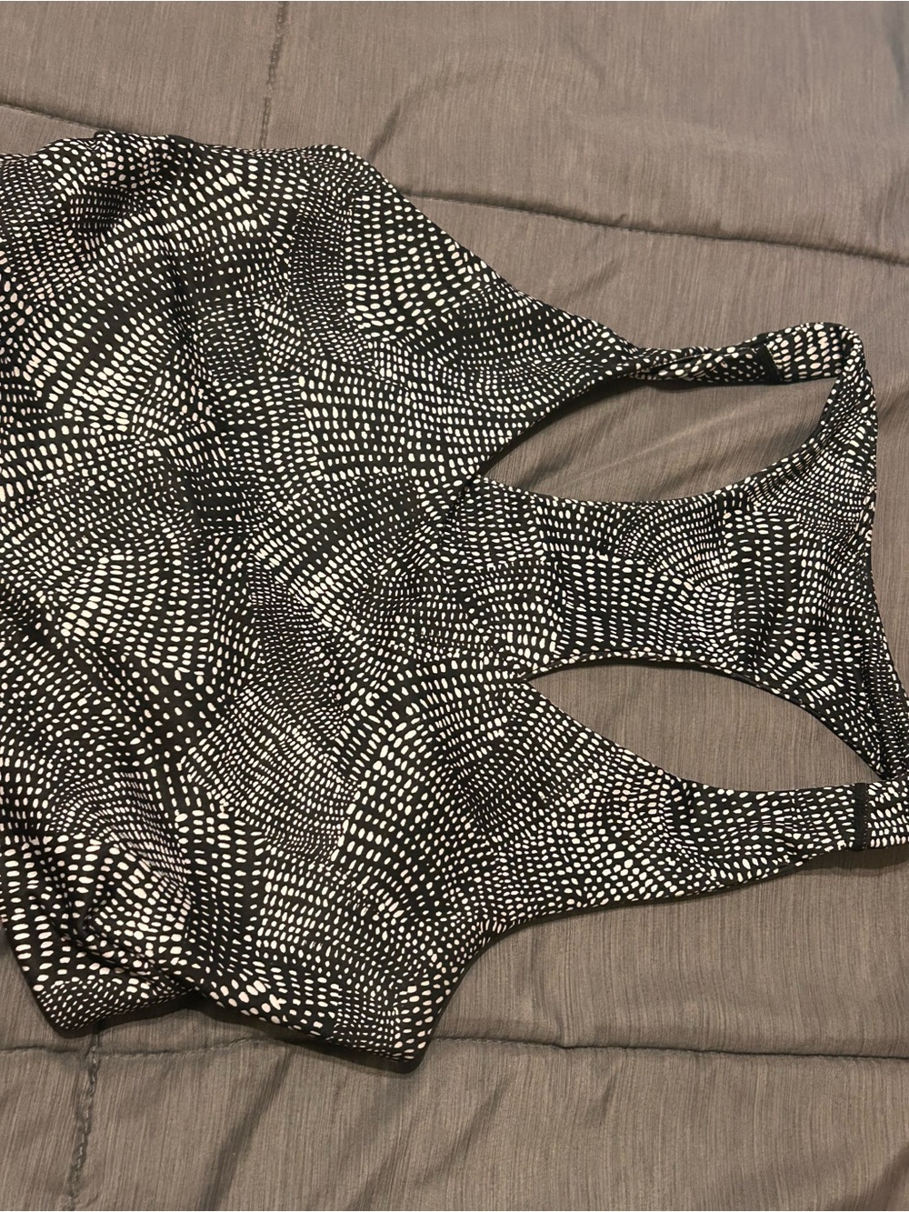 Z by Zella  Black and White Patterned sports bra